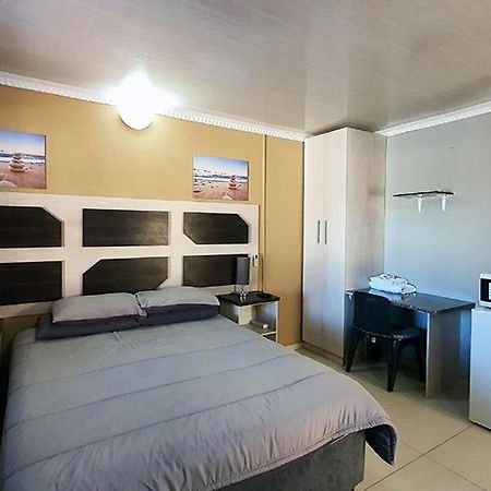 Genesis Self Catering Apartments Bloemfontein Dış mekan fotoğraf
